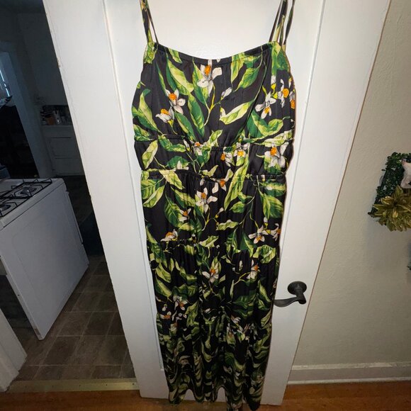 Express – Floral Square-Neck Spaghetti-strap Tie-Shoulder Ruched Tiered Maxi, XL - Picture 4 of 8
